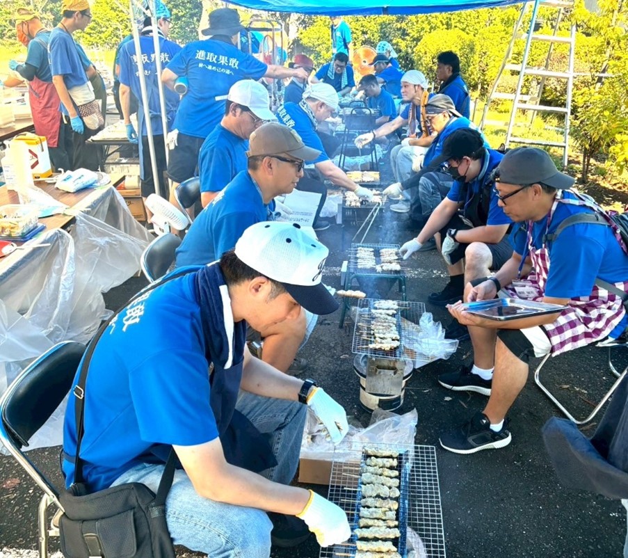 おやじの会】焼き鳥屋台 第45回けやき祭の2日間で1万本完売！ | 城北